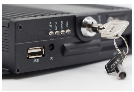 Видеорегистратор 4-канальный Best Electronics MDR 212 (M)